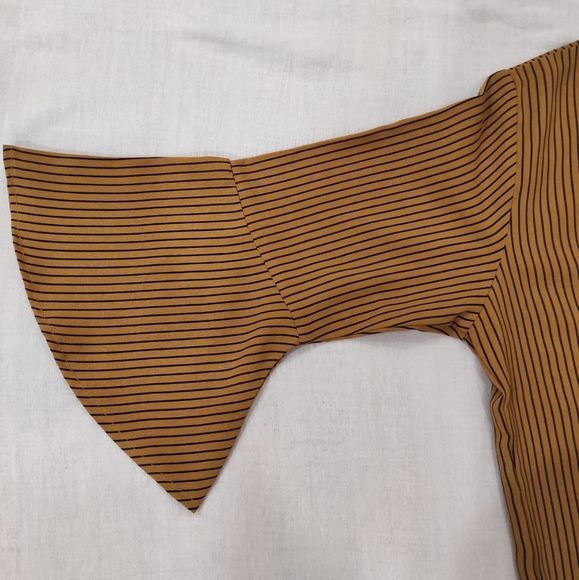 Top for women/ girls - Picture 4 of 4